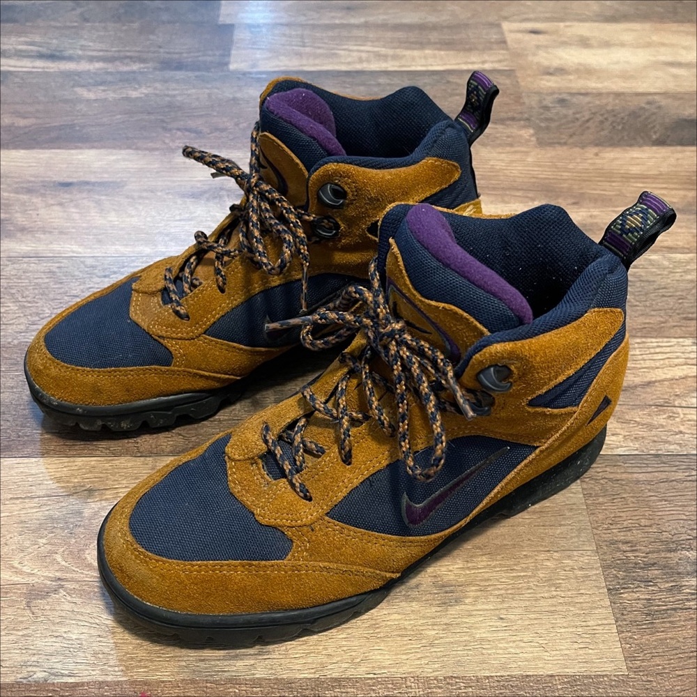 Vintage 90s | Nike ACG Hiking Boots
